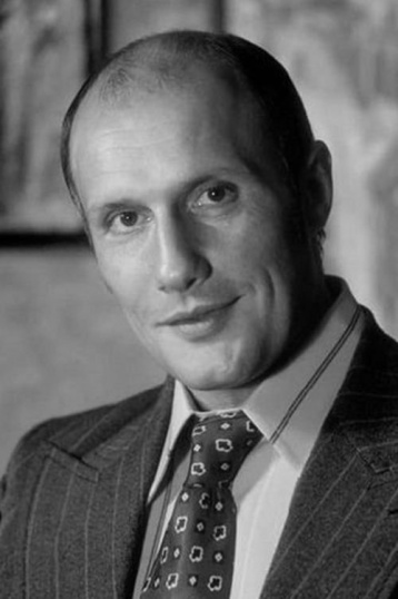 Александр Пороховщиков смотреть бесплатно в нашем онлайн-кинотеатре Tvigle.ru