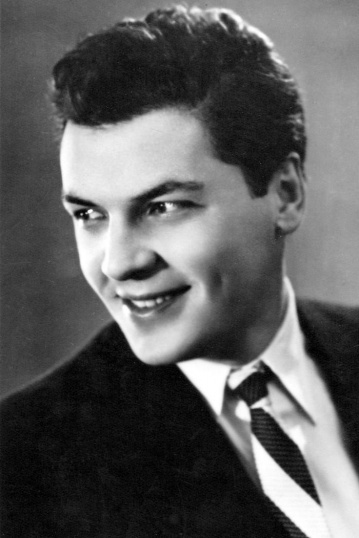 Александр Шворин смотреть бесплатно в нашем онлайн-кинотеатре Tvigle.ru