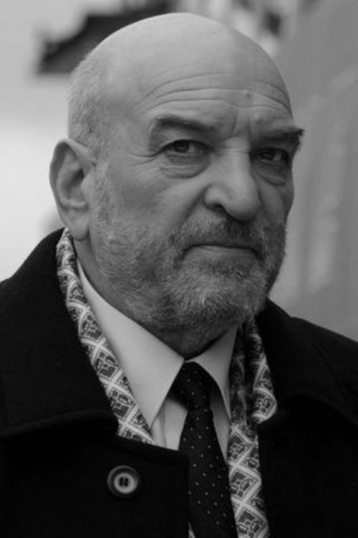 Алексей Петренко смотреть бесплатно в нашем онлайн-кинотеатре Tvigle.ru