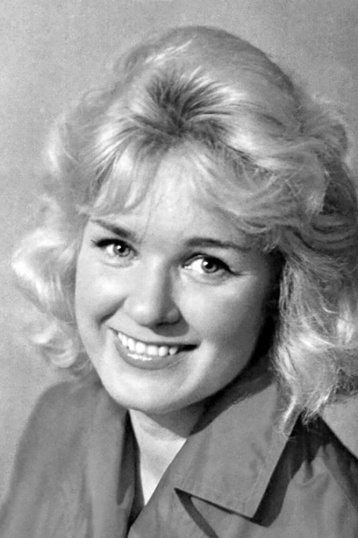 Светлана Харитонова смотреть бесплатно в нашем онлайн-кинотеатре Tvigle.ru