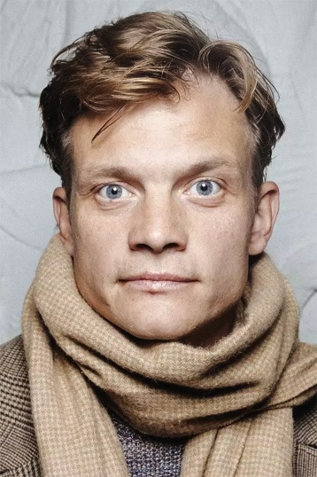 Евгений Ткачук смотреть бесплатно в нашем онлайн-кинотеатре Tvigle.ru