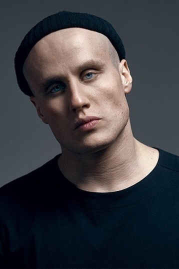 Никита Кукушкин смотреть бесплатно в нашем онлайн-кинотеатре Tvigle.ru