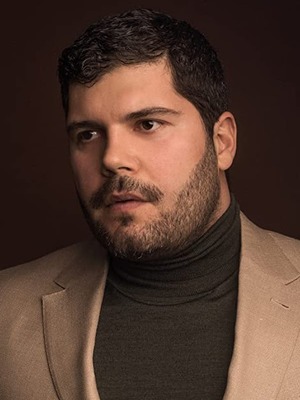 Сальваторе Эспозито смотреть бесплатно в нашем онлайн-кинотеатре Tvigle.ru