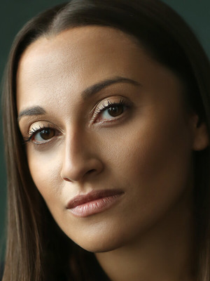 Бекка Хирани смотреть бесплатно в нашем онлайн-кинотеатре Tvigle.ru