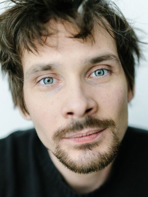 Антон Риваль смотреть бесплатно в нашем онлайн-кинотеатре Tvigle.ru