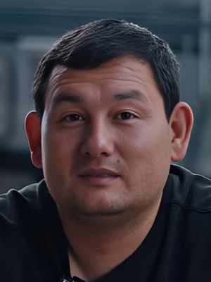 Рустем Омаров смотреть бесплатно в нашем онлайн-кинотеатре Tvigle.ru