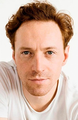 Артур Бесчастный смотреть бесплатно в нашем онлайн-кинотеатре Tvigle.ru