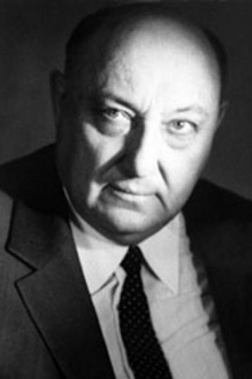 Лев Потемкин смотреть бесплатно в нашем онлайн-кинотеатре Tvigle.ru