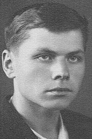Александр Волков смотреть бесплатно в нашем онлайн-кинотеатре Tvigle.ru