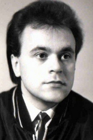 Виктор  Королев смотреть бесплатно в нашем онлайн-кинотеатре Tvigle.ru