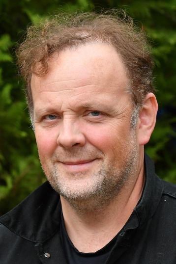 Грегори Гадебуа смотреть бесплатно в нашем онлайн-кинотеатре Tvigle.ru