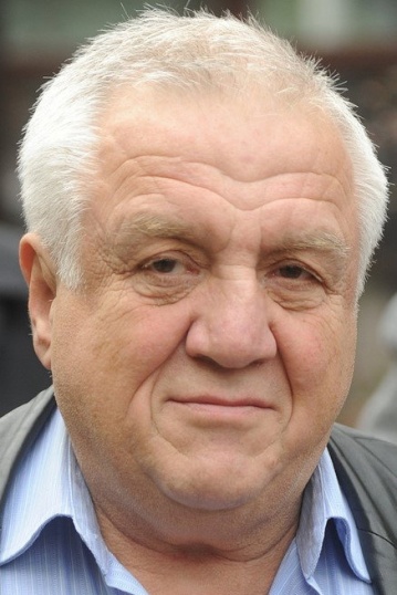 Александр Павловский смотреть бесплатно в нашем онлайн-кинотеатре Tvigle.ru