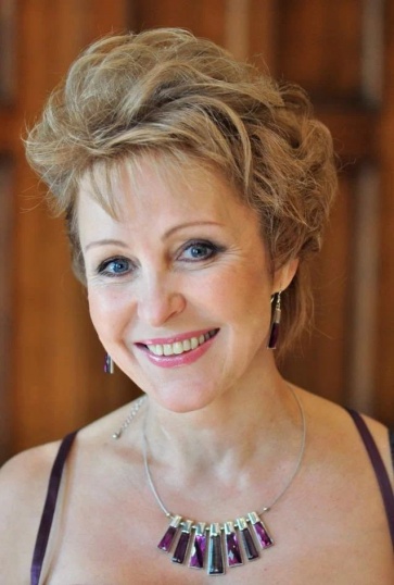 Елена Борзова смотреть бесплатно в нашем онлайн-кинотеатре Tvigle.ru