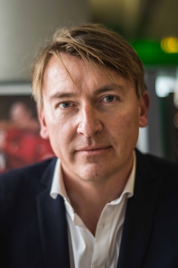 Джеймс Стронг смотреть бесплатно в нашем онлайн-кинотеатре Tvigle.ru