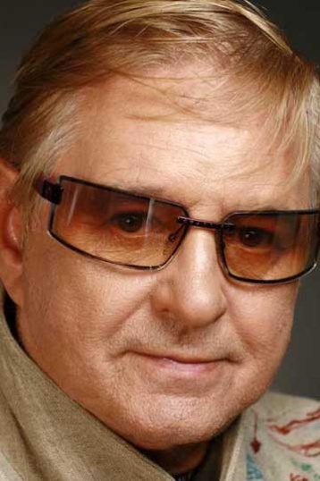 Роман Виктюк смотреть бесплатно в нашем онлайн-кинотеатре Tvigle.ru