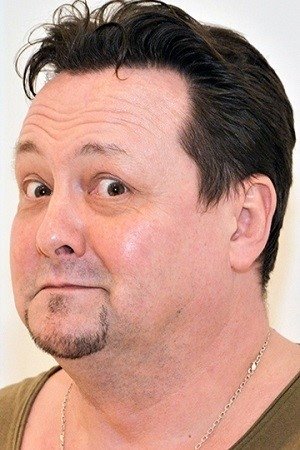 Максим Сергеев смотреть бесплатно в нашем онлайн-кинотеатре Tvigle.ru